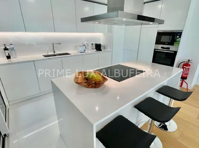 Prime Lux アルブフェイラ