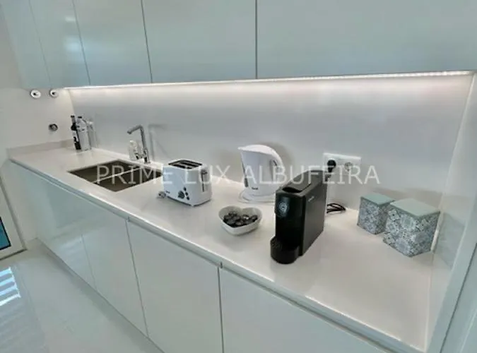 Prime Lux * アルブフェイラ